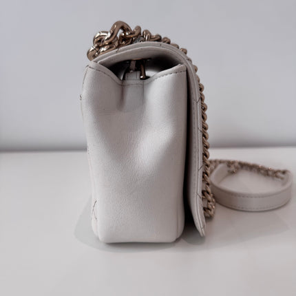 Sac Chanel caméra blanc cassé
