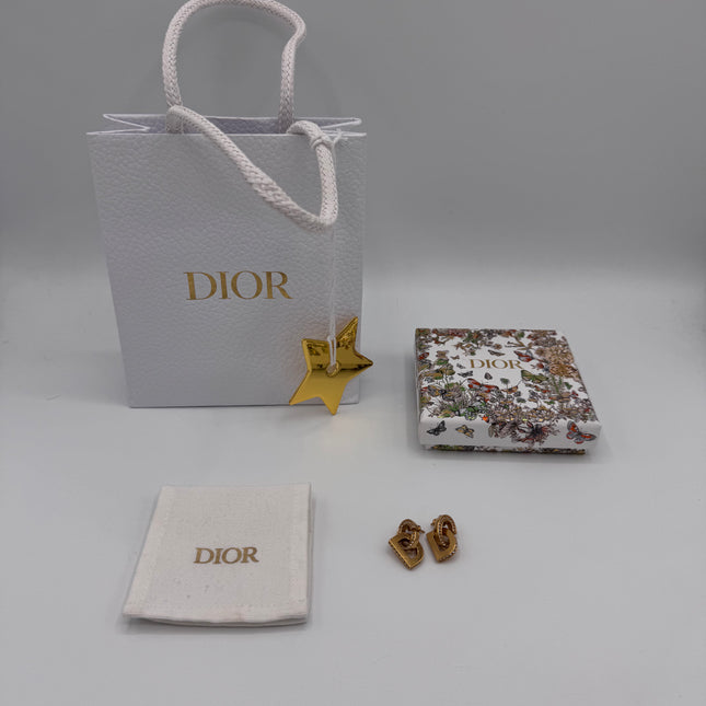 Boucles d’oreilles Dior CD