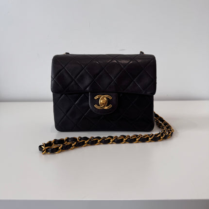 Sac Chanel Mini Square Timeless Noir