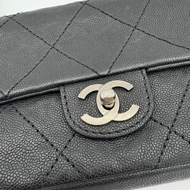 Sac Chanel Classic flap caviar