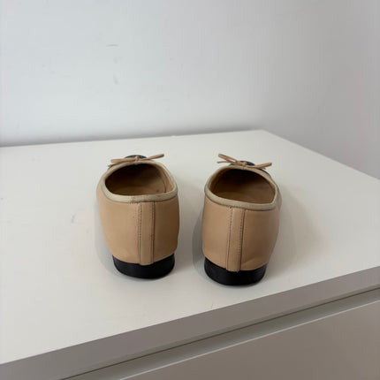 Ballerines Chanel T37 classiques