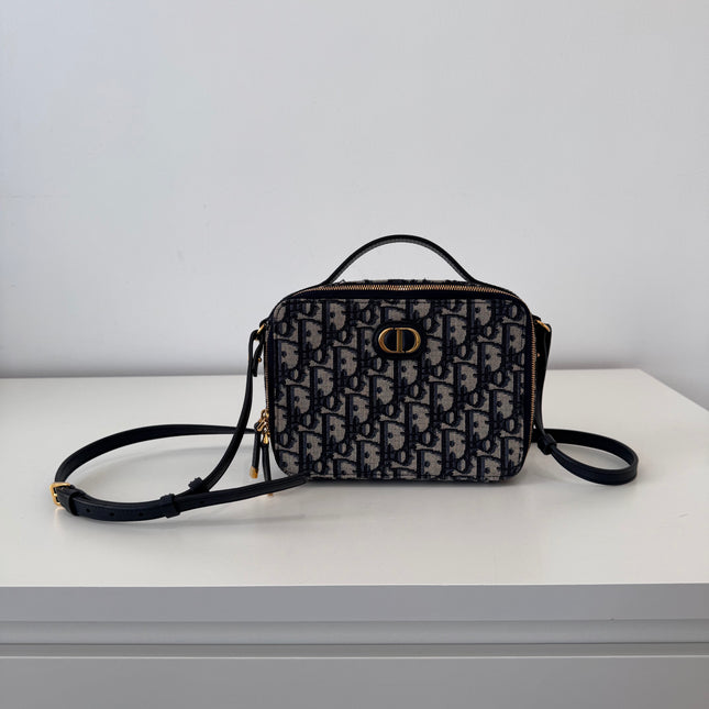 Sac Dior 30 montaigne Pouch