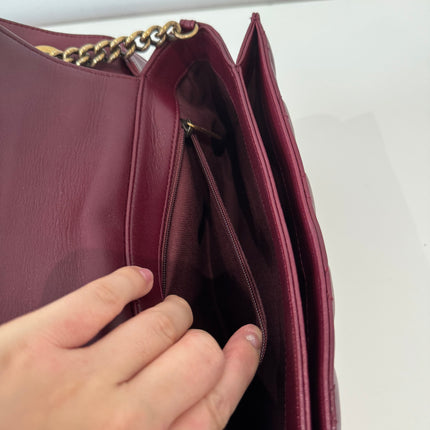 Sac Chanel Perfect Edge bordeaux épaule