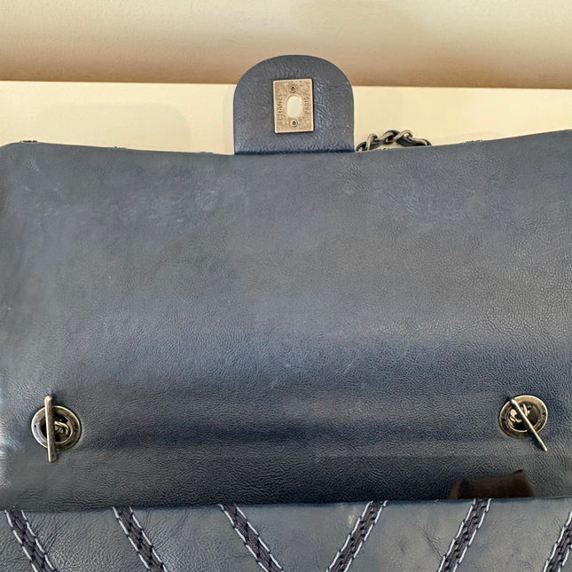 Sac Chanel Timeless chevrons bleus