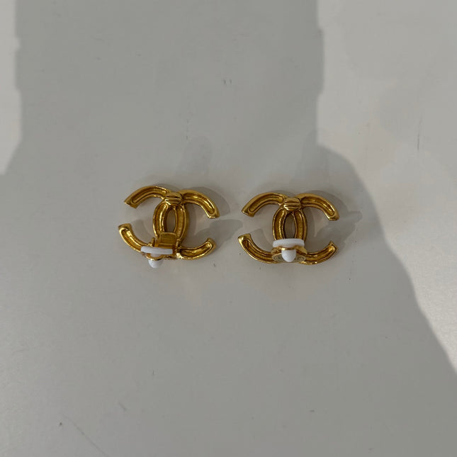 Boucles d'oreilles Chanel CC à clips