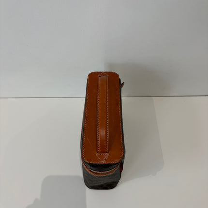 Vanity Celine PM vintage Macadam