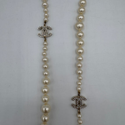 Sautoir Chanel perles