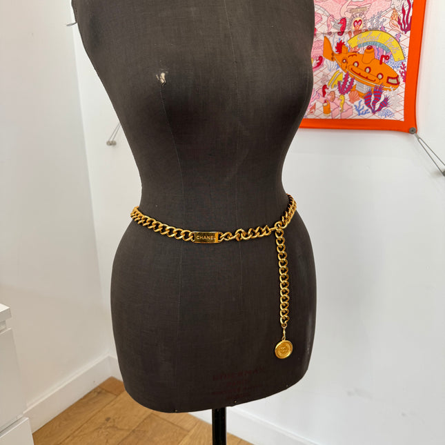 Ceinture Chanel médaillon vintage ajustable 85cm