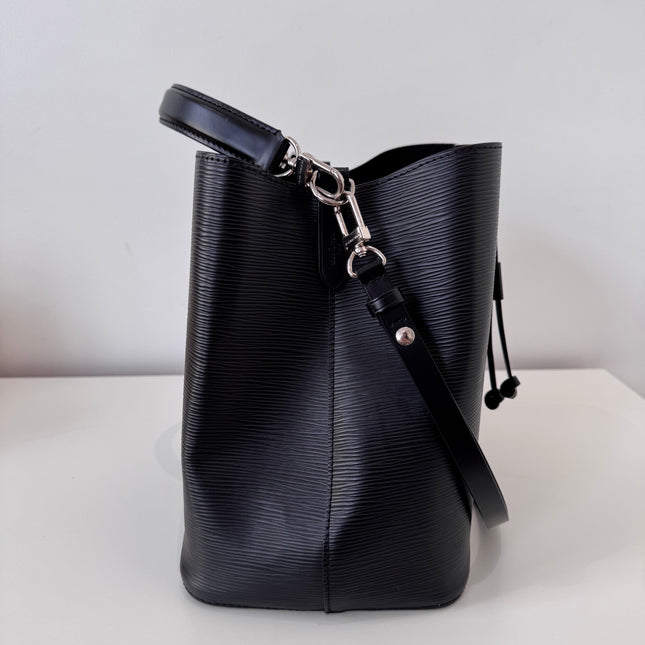 Sac Louis Vuitton Neo Noé Cuir Épi Noir