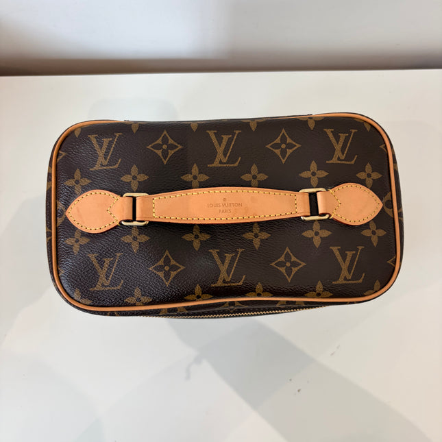 Vanity Louis Vuitton case Nice BB