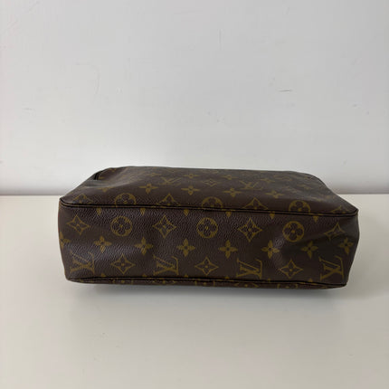 Trousse de toilette Louis Vuitton 28cm