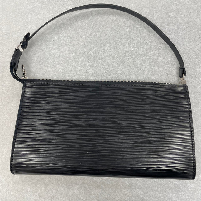 Pochette Épi Louis Vuitton