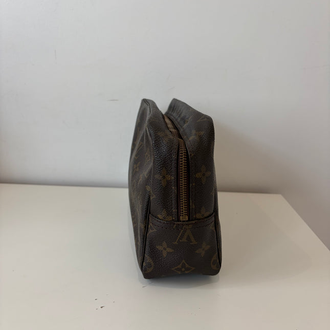 Trousse de toilette 28 Louis Vuitton