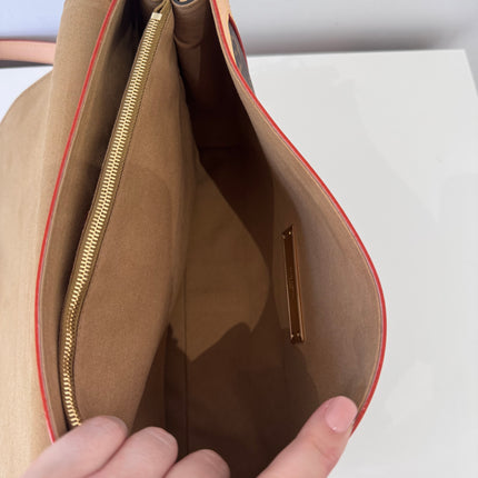 Sac Louis Vuitton Dauphine Soft GM