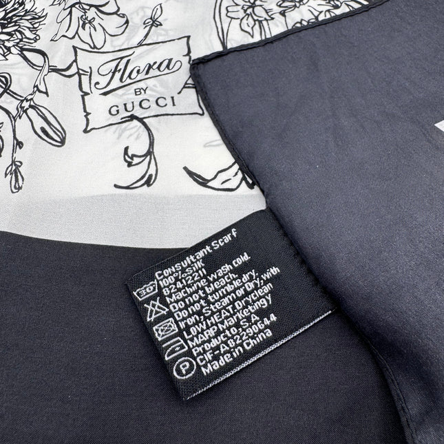 Carré Gucci 63cm Flora Noir & Blanc