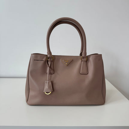 Sac Prada Galleria moyen vieux rose