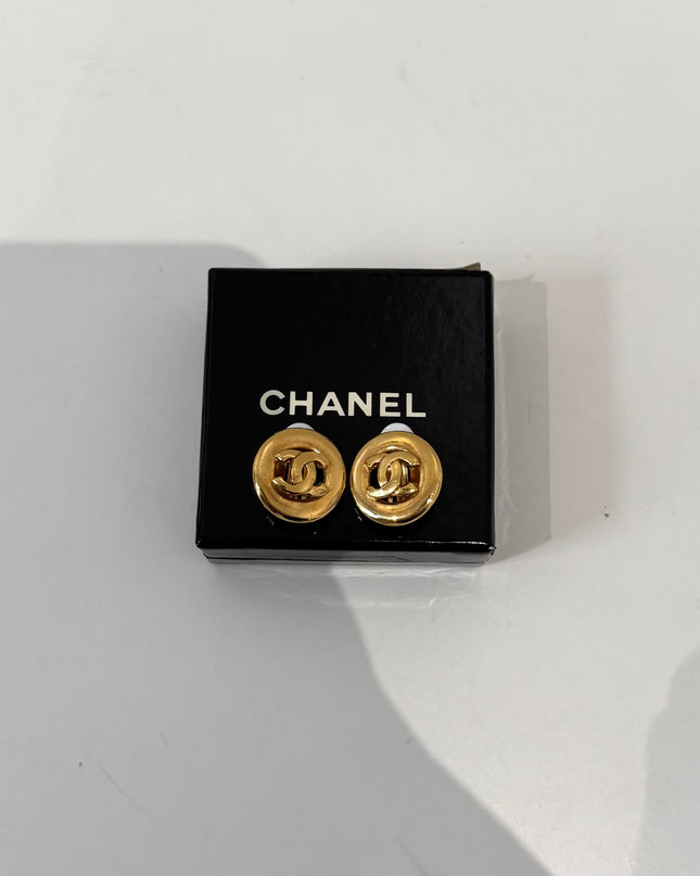 Boucles d’oreilles Chanel clips vintage