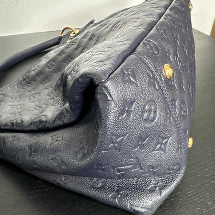 Sac Louis Vuitton Artsy Mm