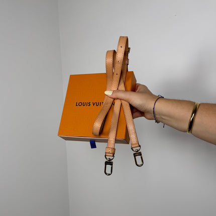 Bandoulière Louis Vuitton de sac réglable cuir naturel