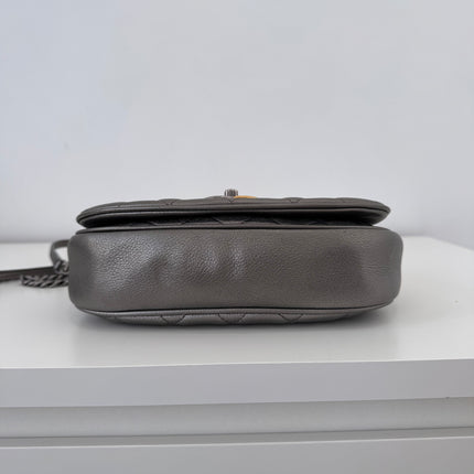 Sac Chanel Demie lune argent