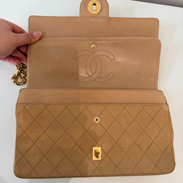Sac Chanel vintage timeless