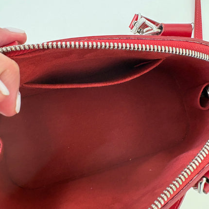 Sac Louis Vuitton BB Alma cuir épi rouge