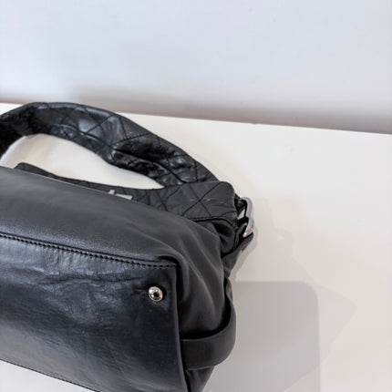 Sac Chanel épaule souple noir fermoir 2.55