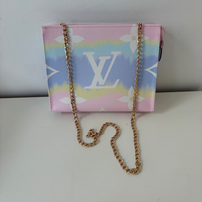 Poche de toilette Louis Vuitton édition limitée Escale 26