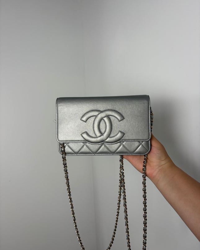 Sac Chanel Wallet on chain Gris argent