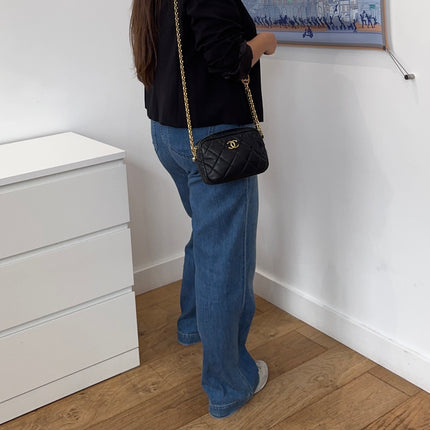 Sac Chanel Caméra matelassé CC