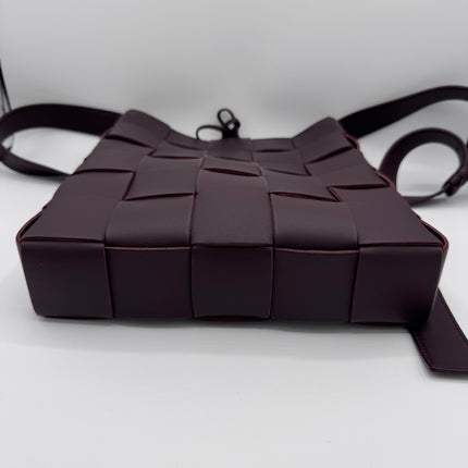 Sac Bottega Veneta Cassette vertical prune