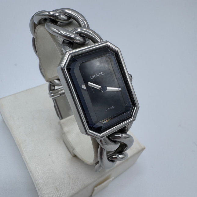 Montre Chanel Première chaîne Taille M