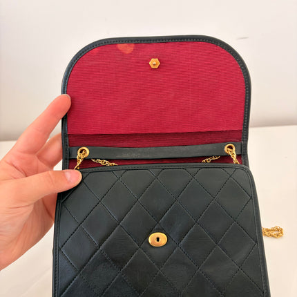 Petit Sac Chanel matelassé noir