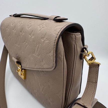 Sac Louis Vuitton Métis Cuir Empreinte tourterelle