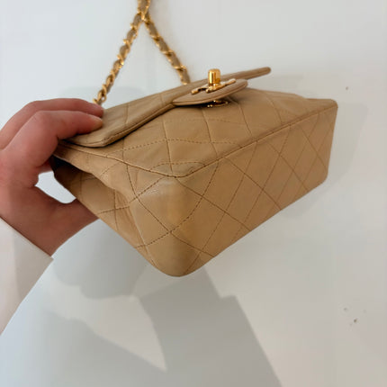 Sac Chanel Timeless Mini Square Beige