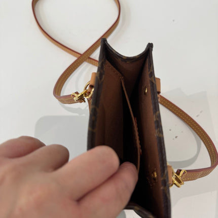 Mini sac plat Louis Vuitton Monogram