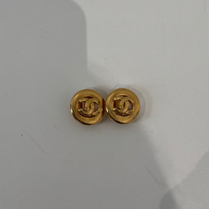 Boucles d’oreilles Chanel clips vintage