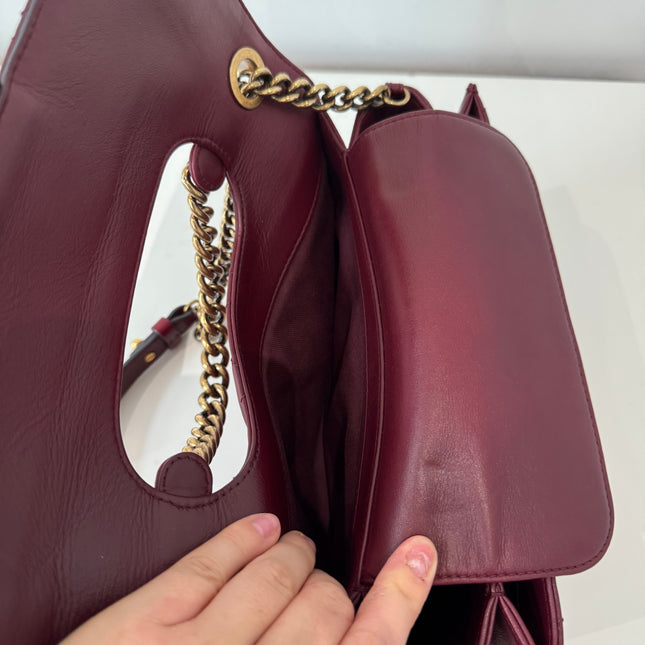 Sac Chanel Perfect Edge bordeaux épaule
