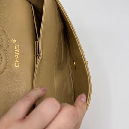 Sac Chanel Timeless 23cm Vintage Beige