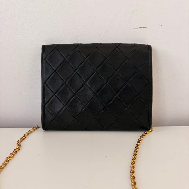 Petit Sac Chanel matelassé noir