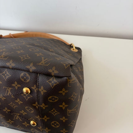 Sac Louis Vuitton Artsy Mm