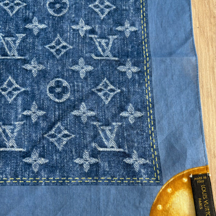 Carré Louis Vuitton 56cm