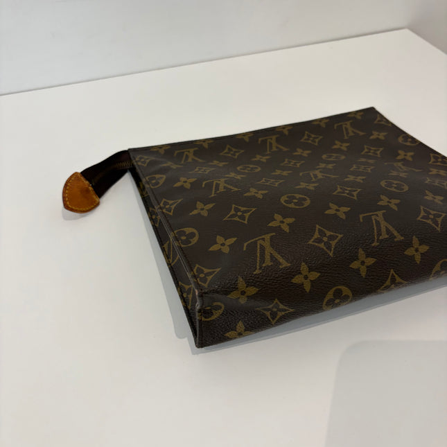Poche Toilette Louis Vuitton Monogram 25