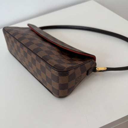 Sac Pochette Louis Vuitton Recoleta Damier Ébène