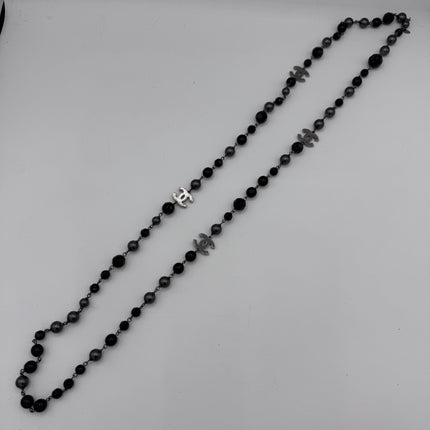 Sautoir Chanel perles noires