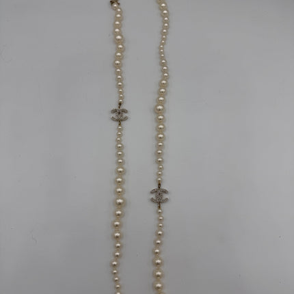 Sautoir Chanel perles