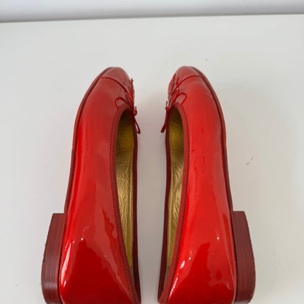 Ballerines Chanel T39 cuir vernis rouge