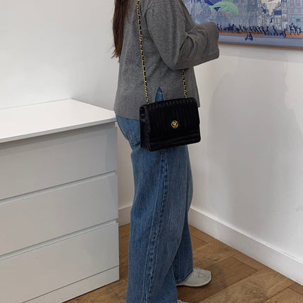 Sac Chanel fermoir circle bandoulière noir