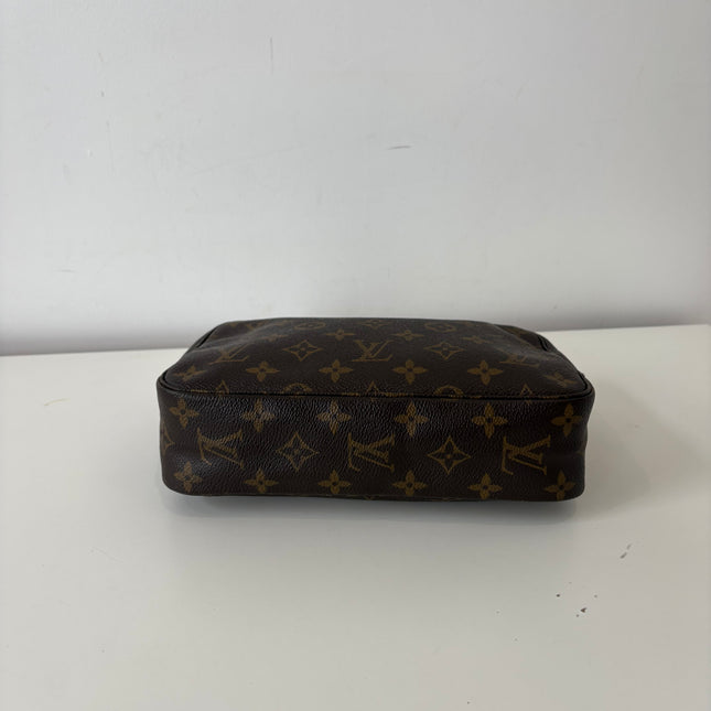 Trousse de toilette Louis Vuitton 23cm