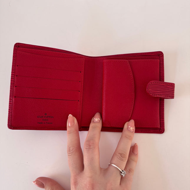 Portefeuille Louis Vuitton Cuir Épis Rouge